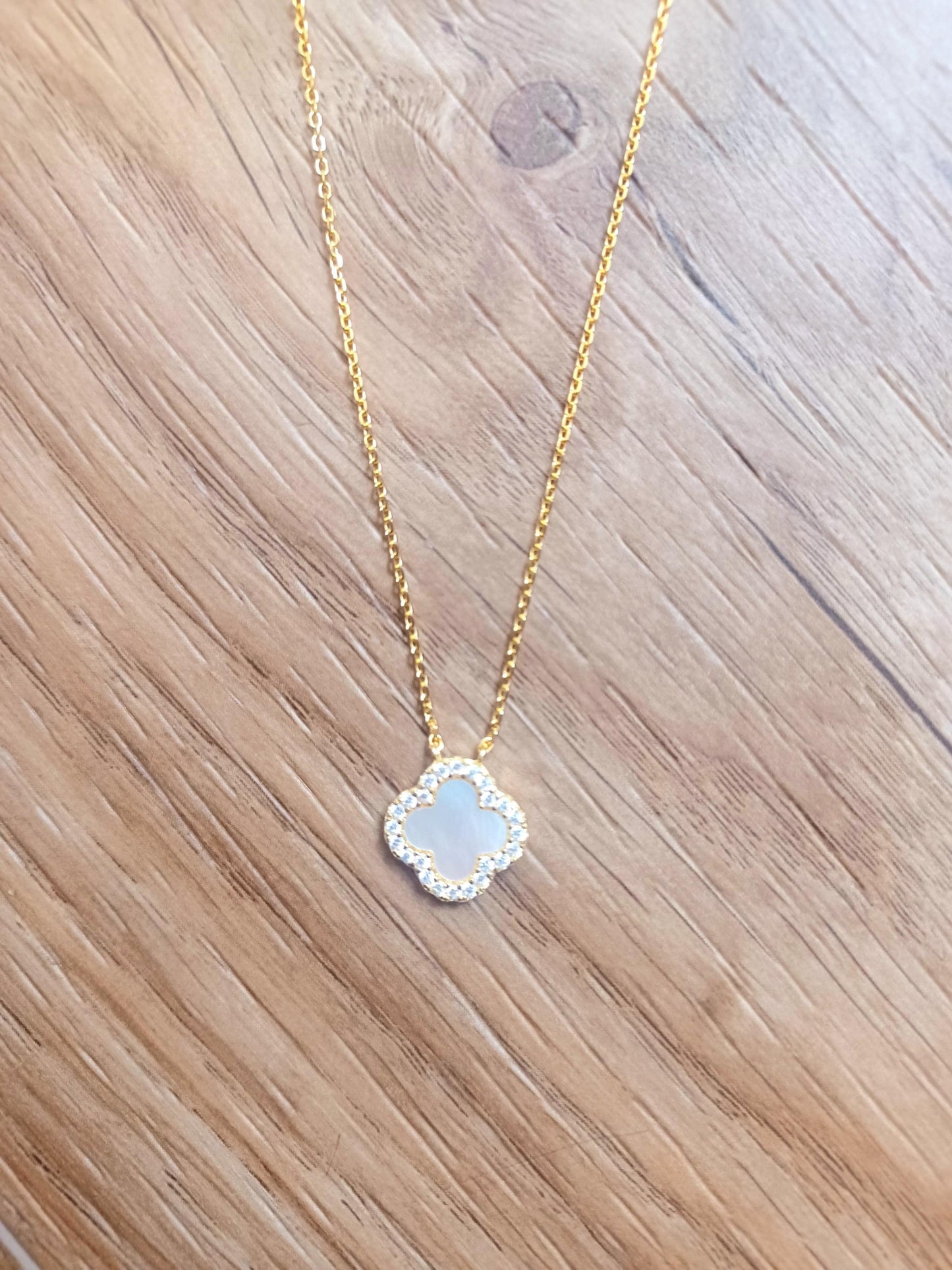 925 Sterling Silver Pearl Clover Necklace | Adjustable Gold Dainty Charm Pendant| Diamond Flash Premium AAA Cubic Zirconia | Gift for Her