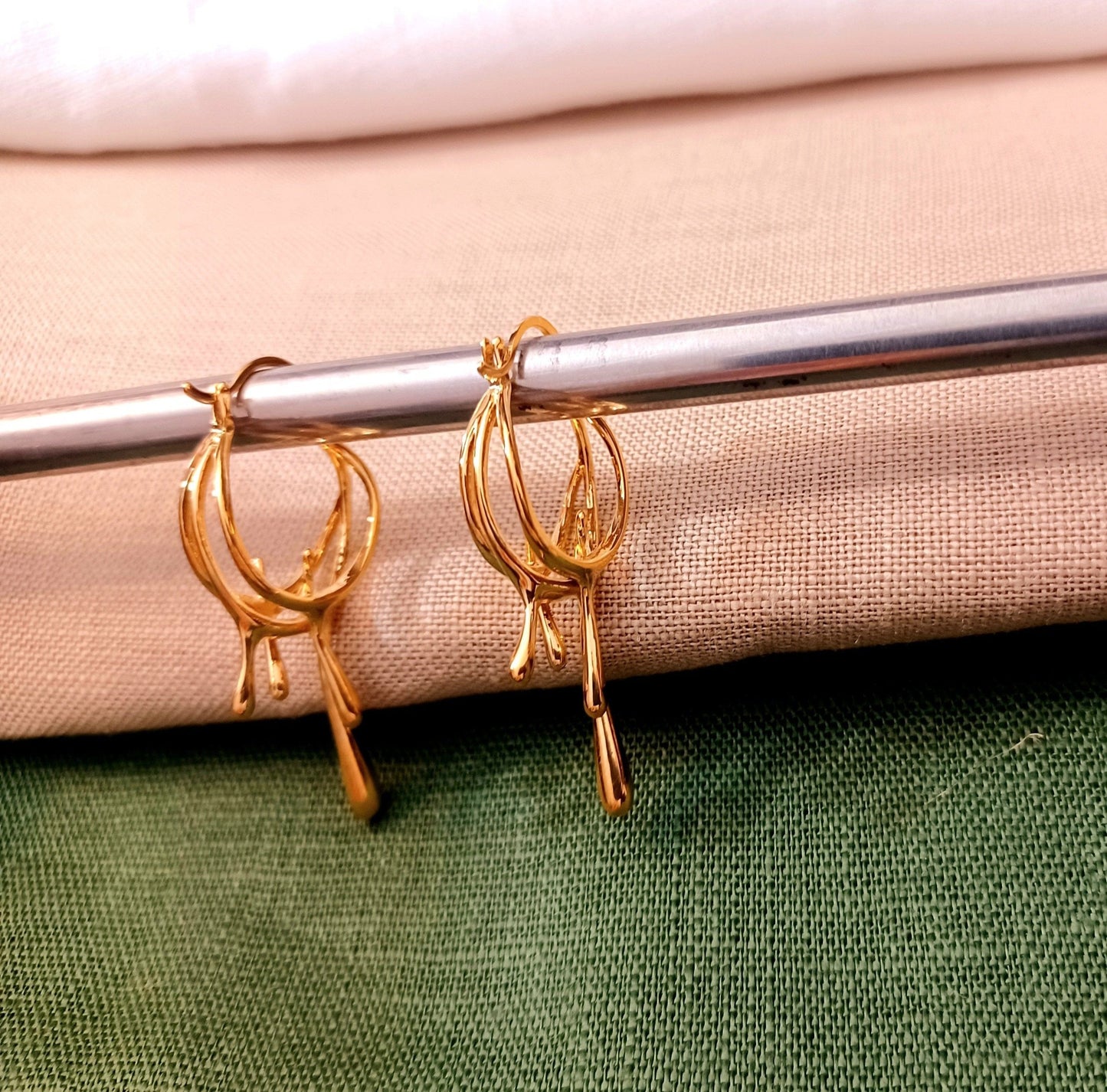 Luxury 18k Gold plated water droplet Jumbo Hinge Earrings