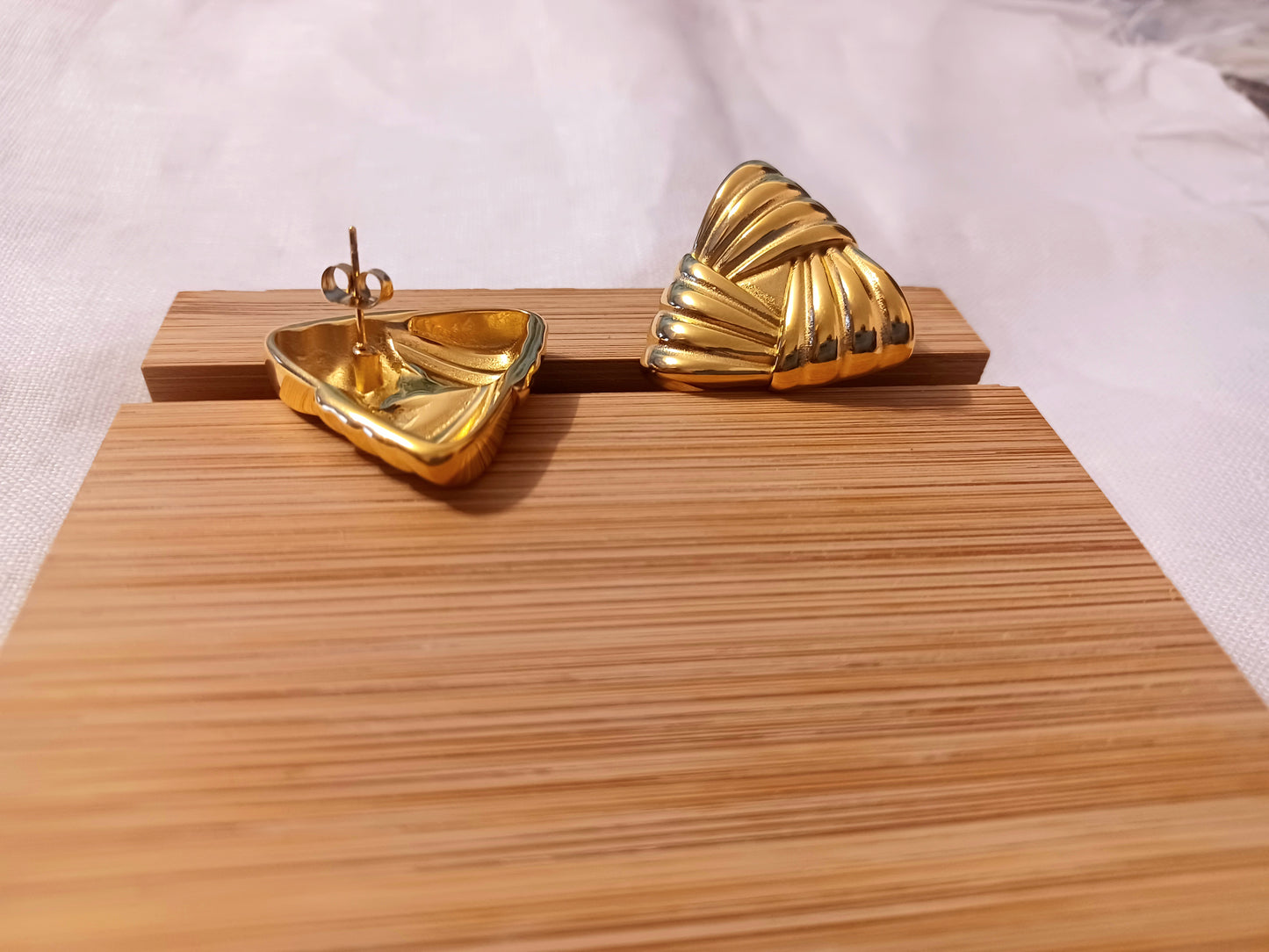 Gold Heart Chunky Stripe Stud Earring