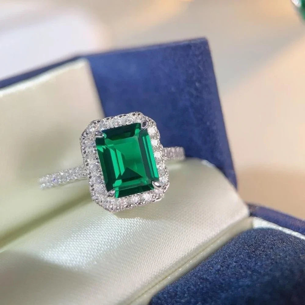 925 Sterling Silver Platinum Emerald Green Cut Rings